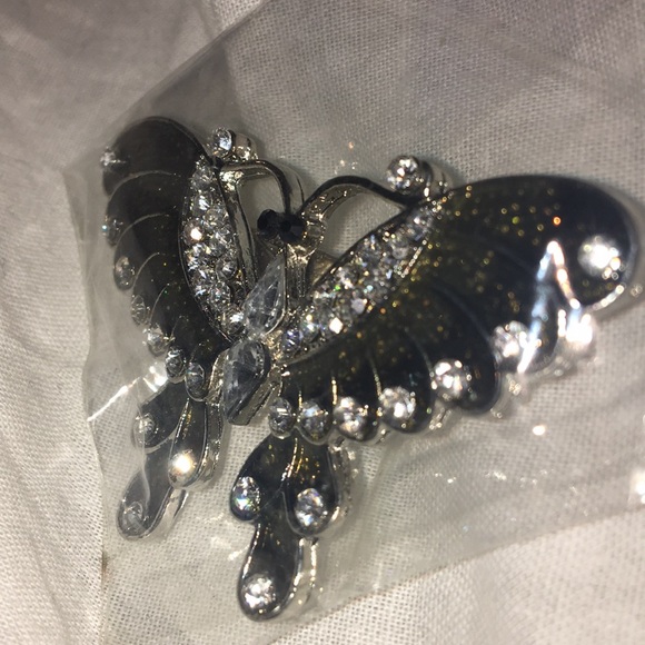 Butterfly brooch - Picture 2 of 4